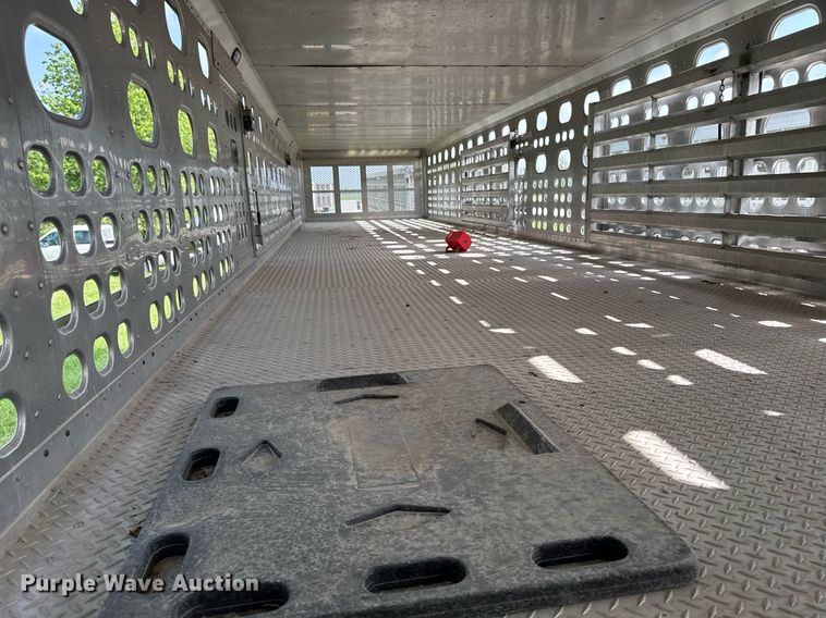 image for item DV2639 2008 EBY livestock trailer