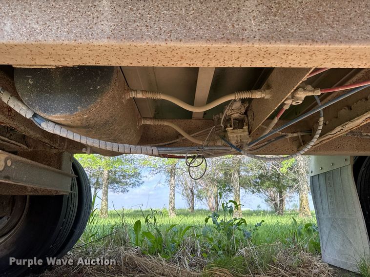 image for item DV2639 2008 EBY livestock trailer