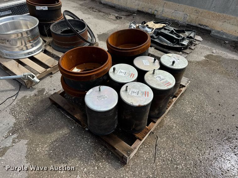 image for item DV4029 Truck parts