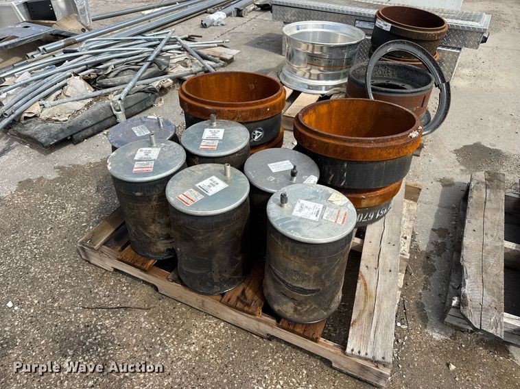 image for item DV4029 Truck parts