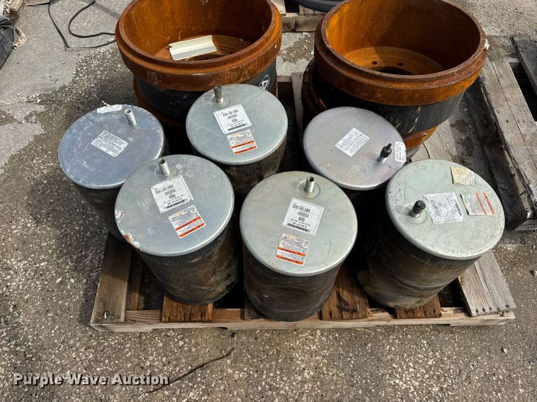 image for item DV4029 Truck parts