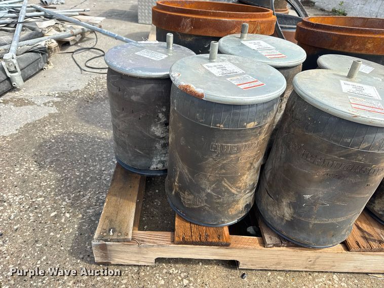 image for item DV4029 Truck parts