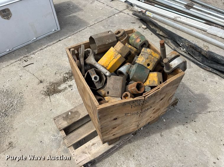 image for item DV4029 Truck parts