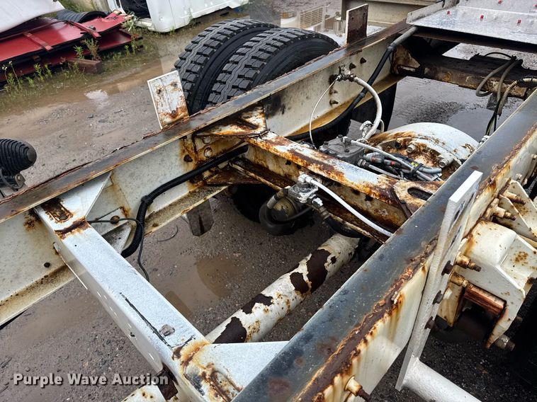 image for item DW1948 2016 Kenworth T370 truck cab and chassis