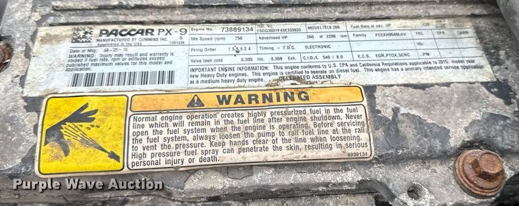 image for item DW1948 2016 Kenworth T370 truck cab and chassis