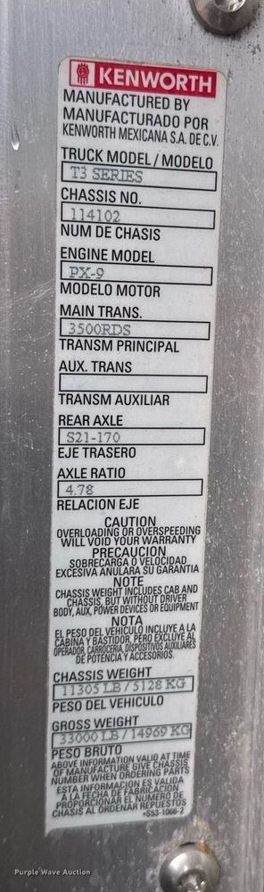 image for item DW1948 2016 Kenworth T370 truck cab and chassis