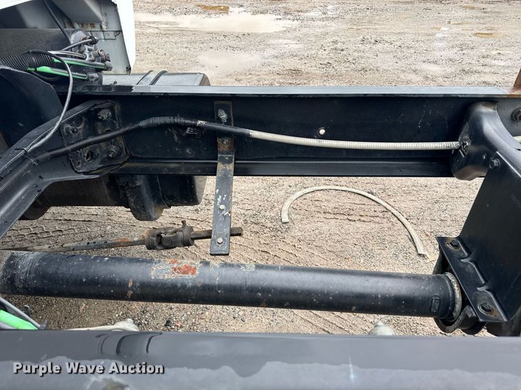 image for item DW1949 2006 Ford F750 Super Duty truck cab and chassis