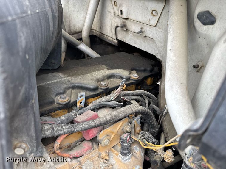 image for item DW1949 2006 Ford F750 Super Duty truck cab and chassis