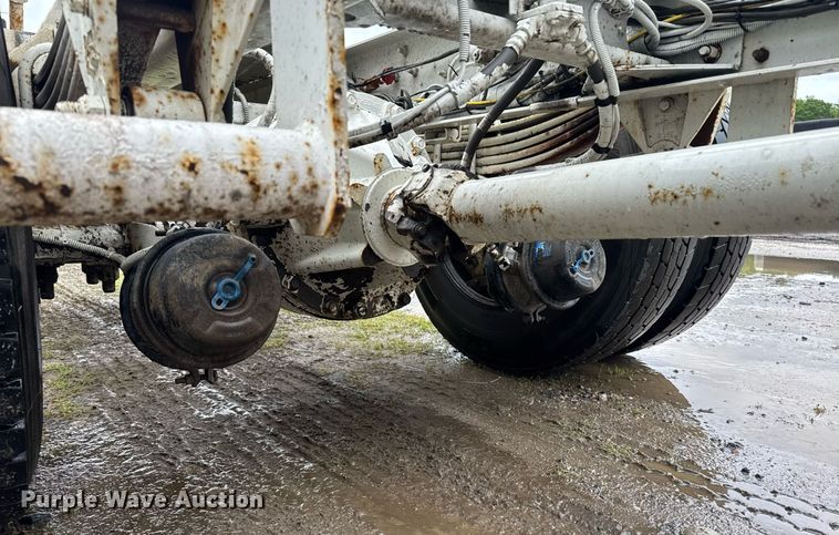 image for item DW1950 2017 Kenworth T370 truck cab and chassis