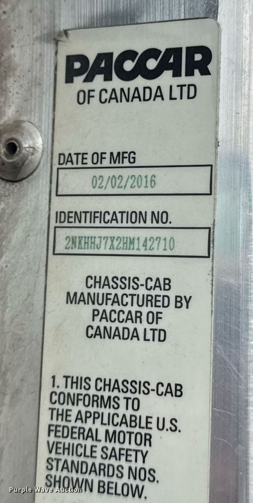 image for item DW1950 2017 Kenworth T370 truck cab and chassis