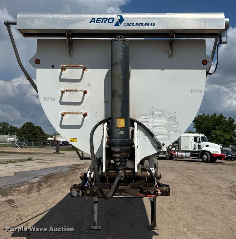 image for item DX8962 2015 Clement Rockstar Plus end dump trailer