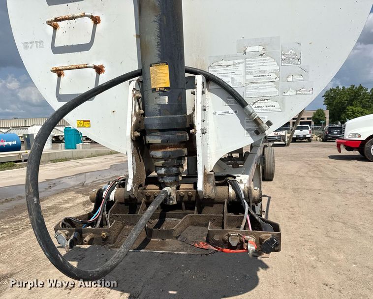 image for item DX8962 2015 Clement Rockstar Plus end dump trailer