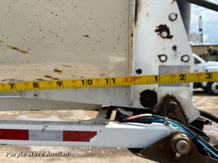 image for item DX8962 2015 Clement Rockstar Plus end dump trailer