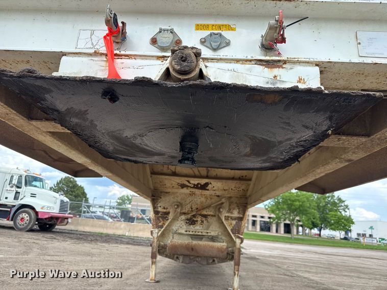 image for item DX8964 2005 CPS SBD240 bottom dump trailer