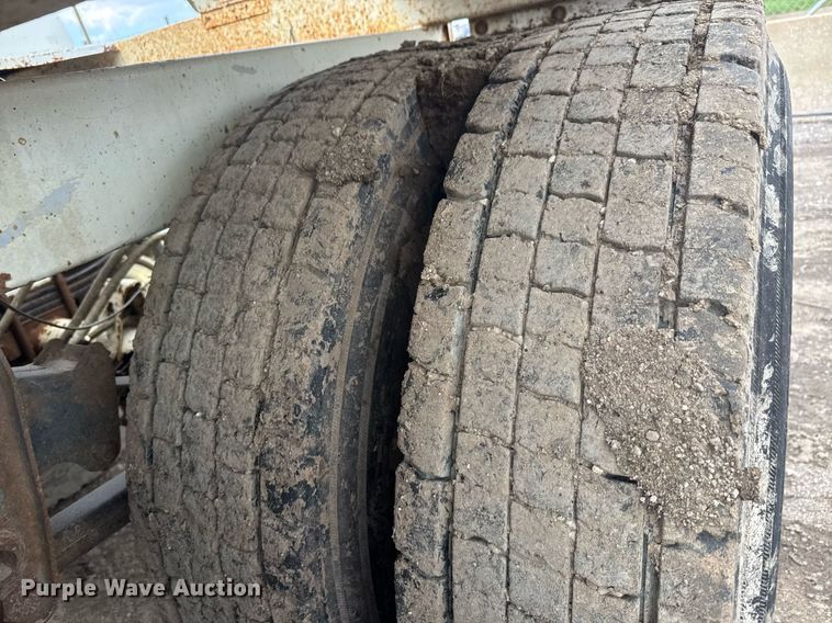 image for item DX8964 2005 CPS SBD240 bottom dump trailer