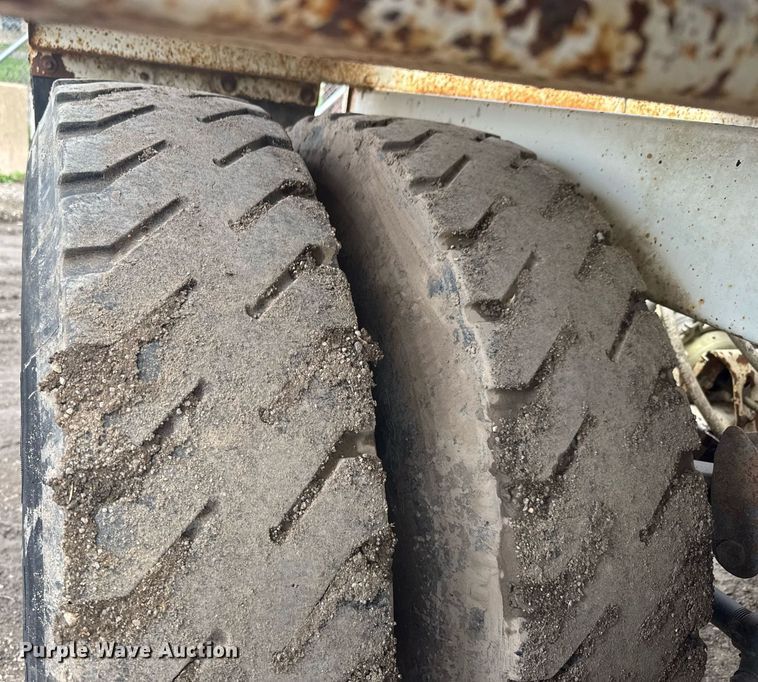 image for item DX8964 2005 CPS SBD240 bottom dump trailer