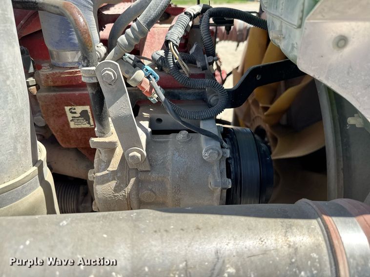 image for item DX8994 2011 Kenworth T800 semi truck