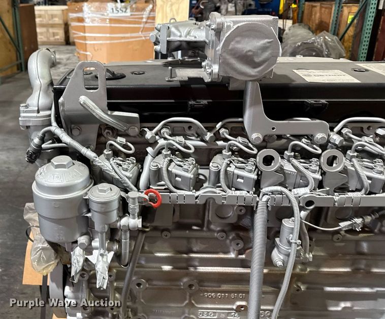 image for item DZ4131 Mercedes Benz MBE 902 engine