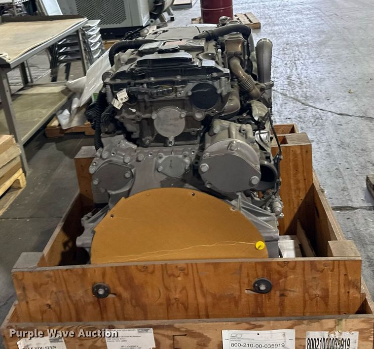 image for item DZ4134 Mercedes Benz  MBE 936LA engine