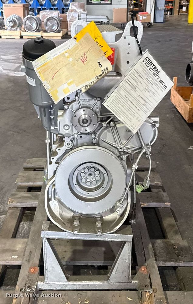 image for item DZ4135 Mercedes Benz  MBE 4000 engine