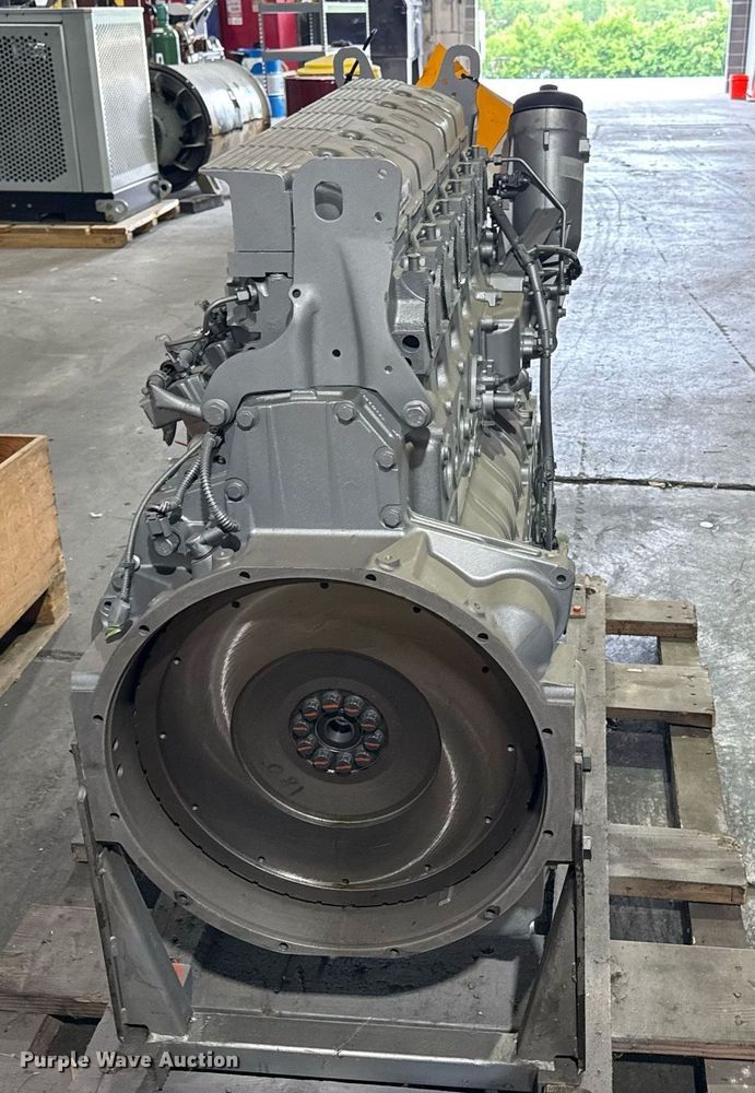 image for item DZ4135 Mercedes Benz  MBE 4000 engine