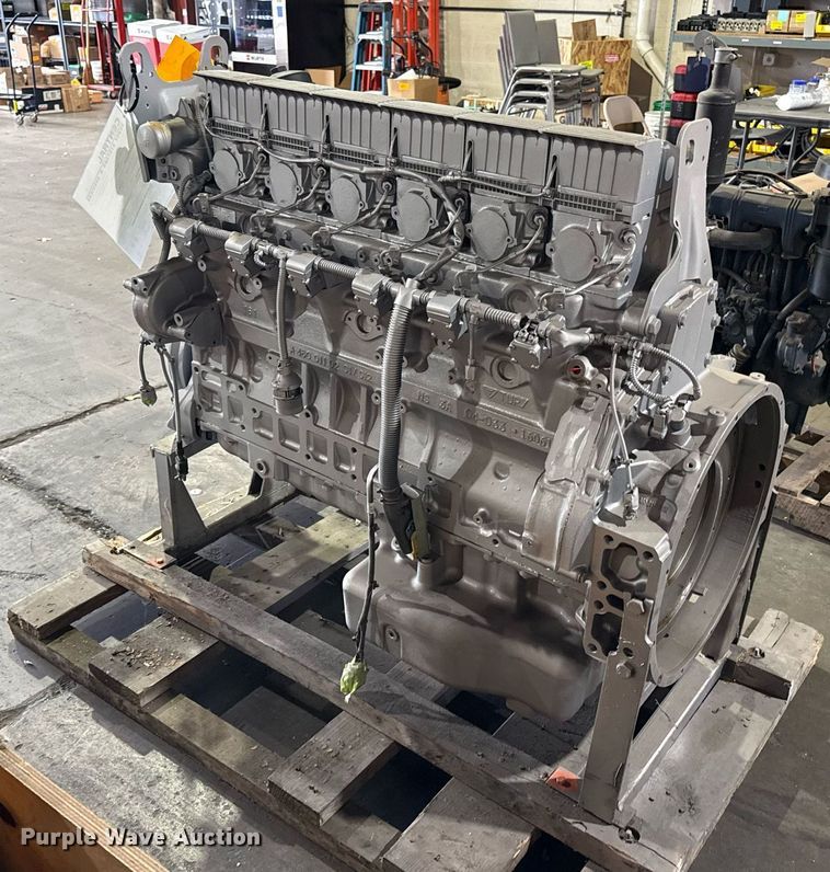 image for item DZ4135 Mercedes Benz  MBE 4000 engine