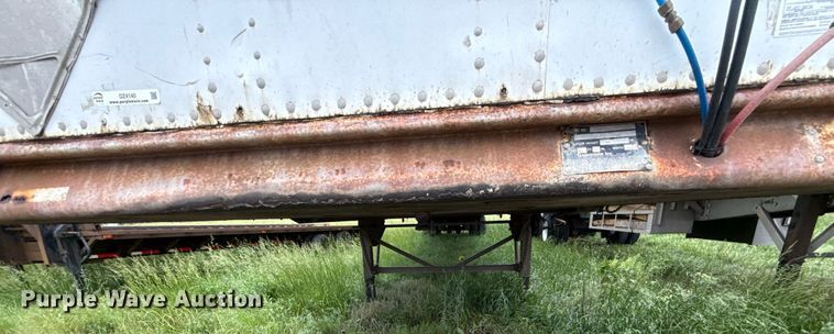 image for item DZ4140 1997 Trailmobile dry van trailer