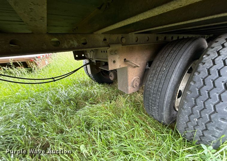 image for item DZ4140 1997 Trailmobile dry van trailer