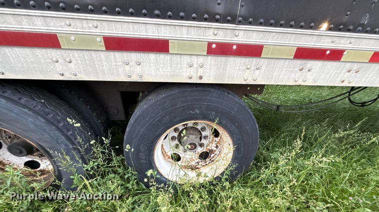 image for item DZ4140 1997 Trailmobile dry van trailer