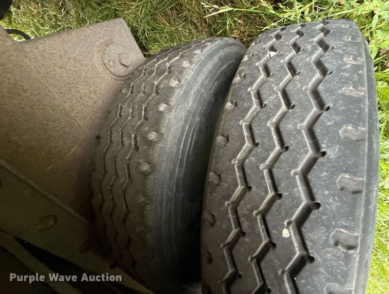 image for item DZ4140 1997 Trailmobile dry van trailer