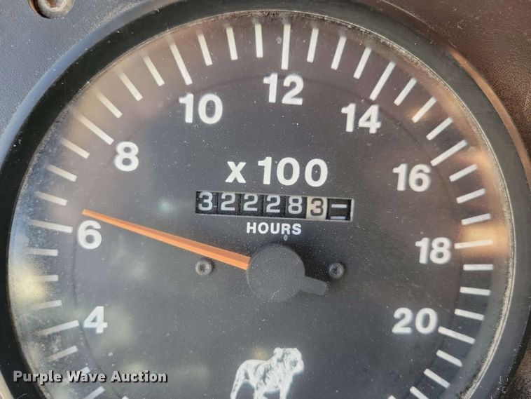 image for item EA2446 1997 Mack CH613 semi truck