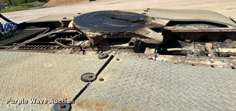 image for item EB2539 2000 Mack CL713 semi truck