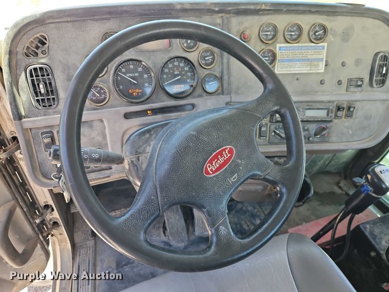 image for item EB8069 2012 Peterbilt 365 ready mix truck