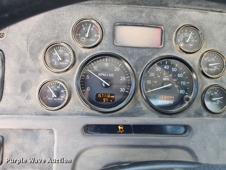 image for item EB8069 2012 Peterbilt 365 ready mix truck