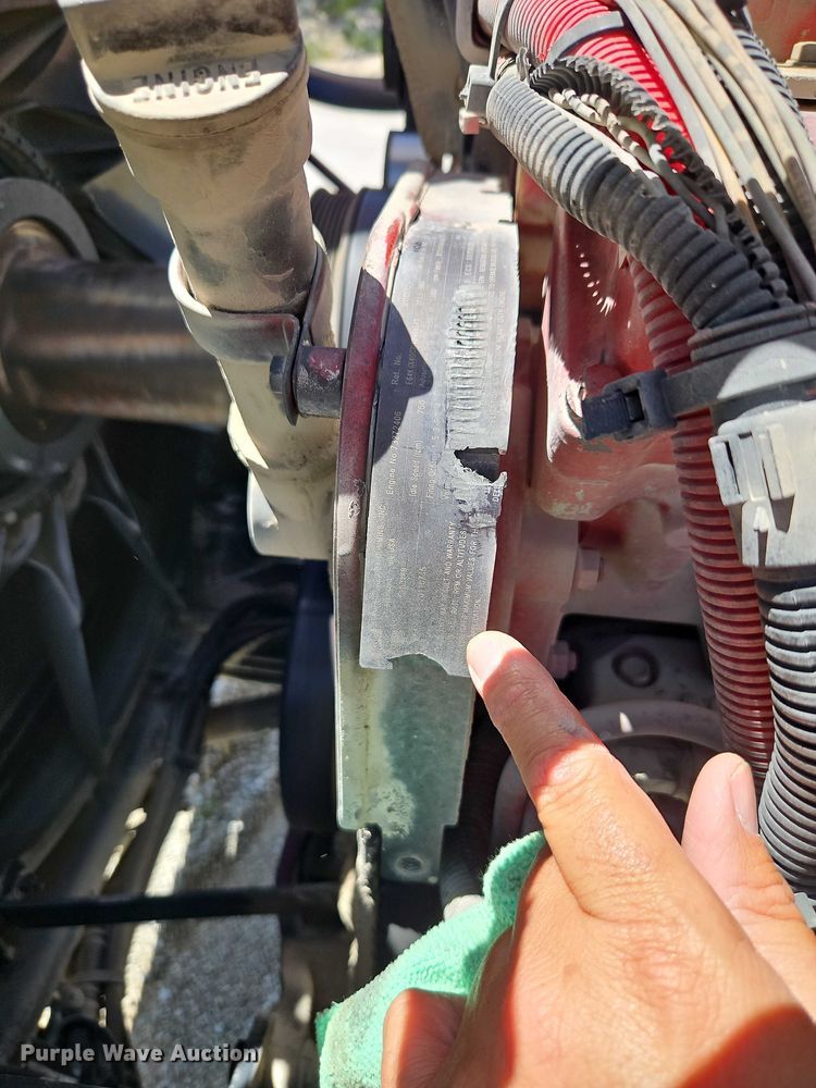 image for item EB8069 2012 Peterbilt 365 ready mix truck