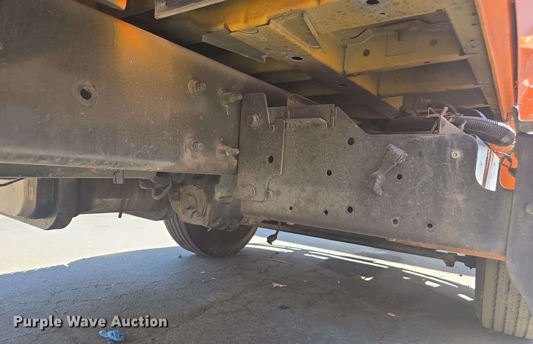 image for item EC0979 2012 International 4300  box truck