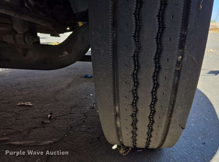 image for item EC0979 2012 International 4300  box truck