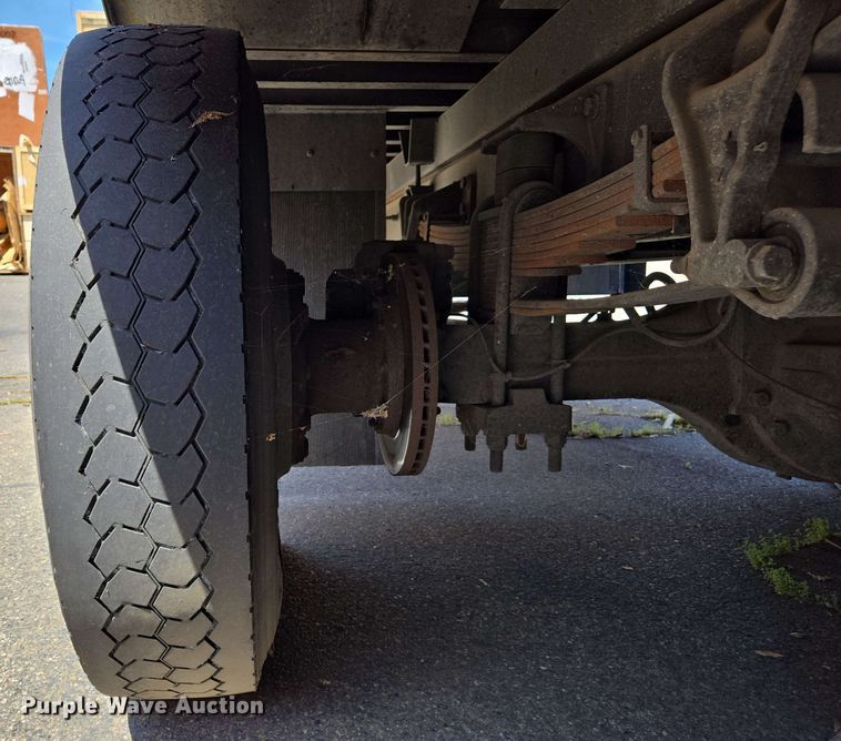 image for item EC0979 2012 International 4300  box truck