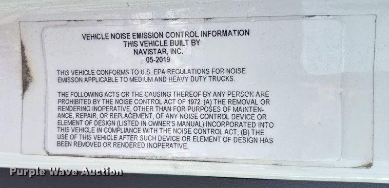 image for item EC3581 2020 International LT625 semi truck