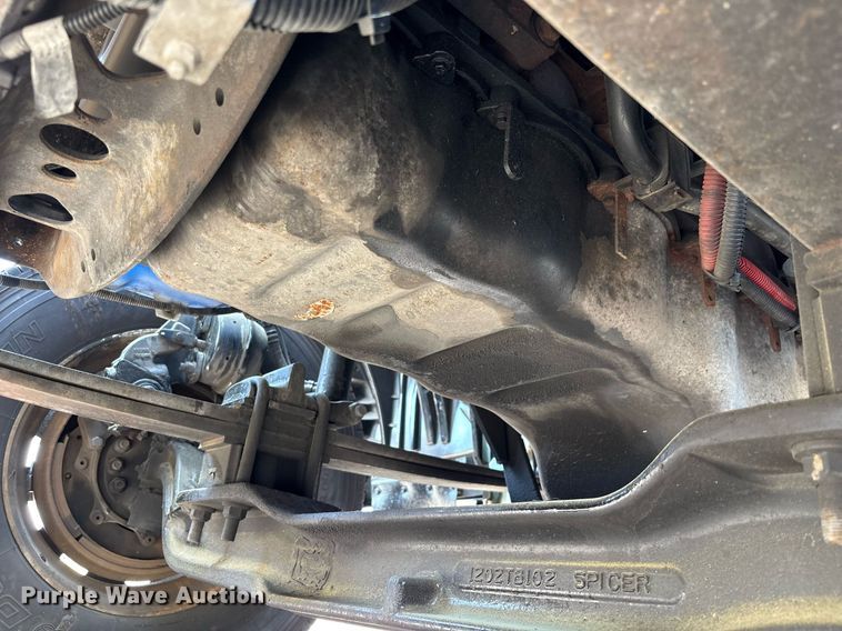 image for item EC3582 2020 International LT625 semi truck