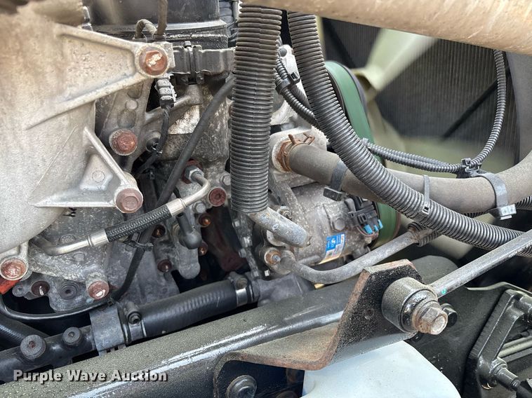 image for item EC3585 2020 International LT625 semi truck