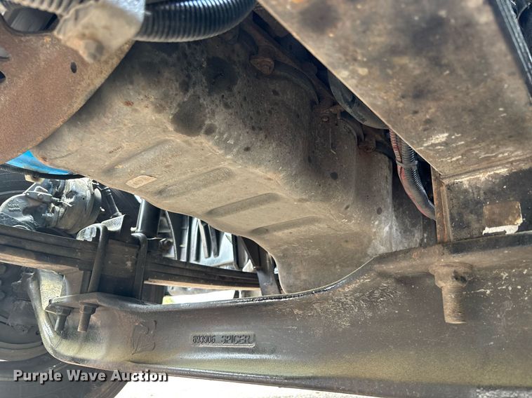 image for item EC3589 2020 International LT625 semi truck