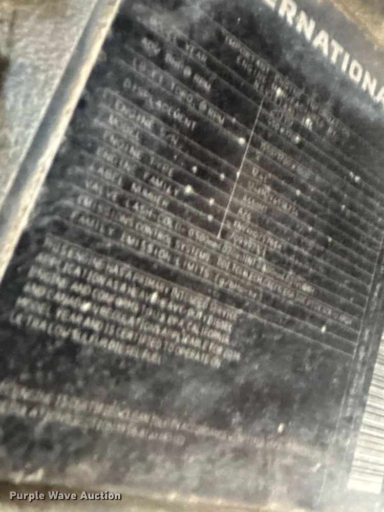 image for item EC3589 2020 International LT625 semi truck