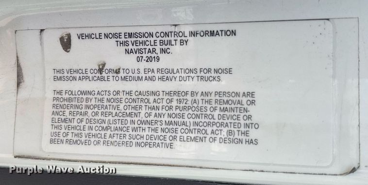 image for item EC3589 2020 International LT625 semi truck