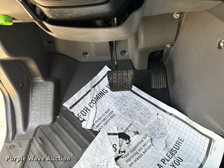 image for item EC3590 2020 International LT625 semi truck