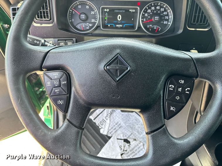 image for item EC3590 2020 International LT625 semi truck