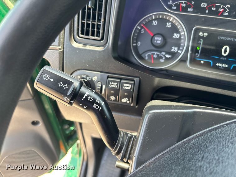 image for item EC3590 2020 International LT625 semi truck