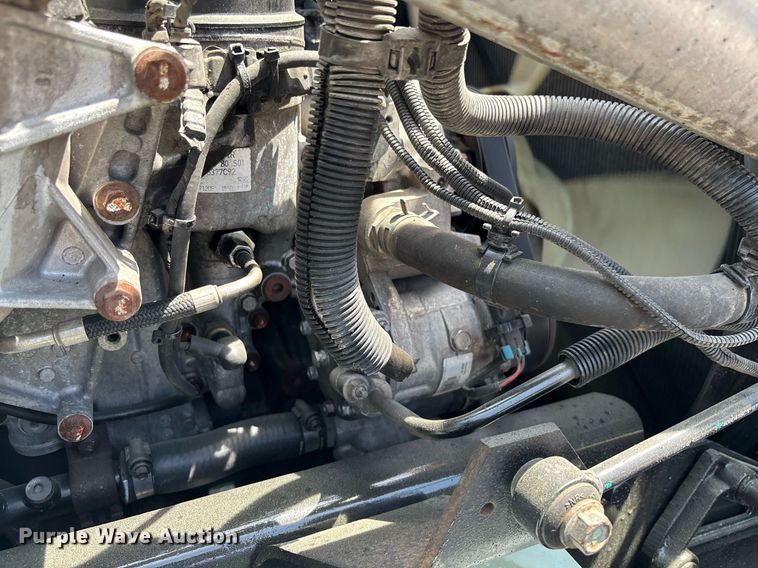 image for item EC3590 2020 International LT625 semi truck