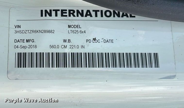 image for item EC3591 2019 International LT625 semi truck
