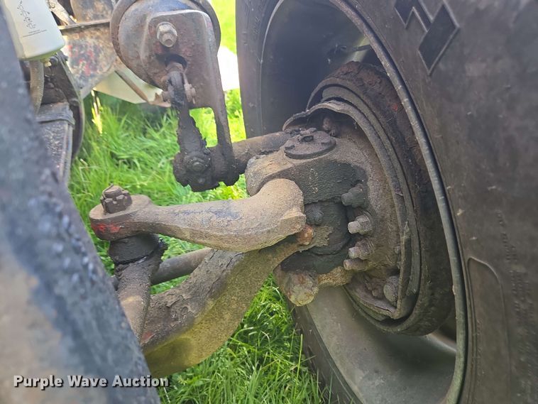 image for item EC4191 1990 Peterbilt semi truck